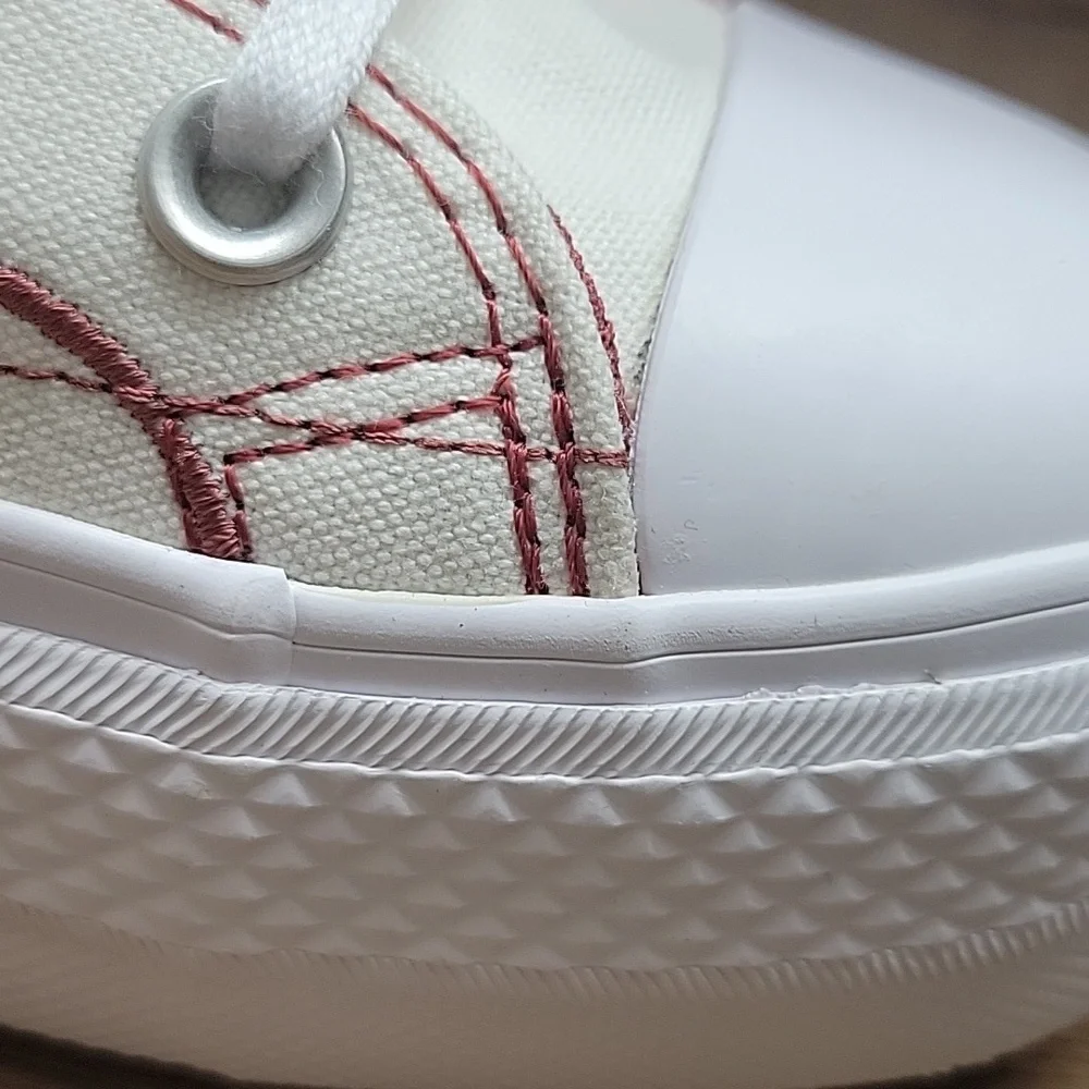 Converse Women's White and Red High-Top Sneakers